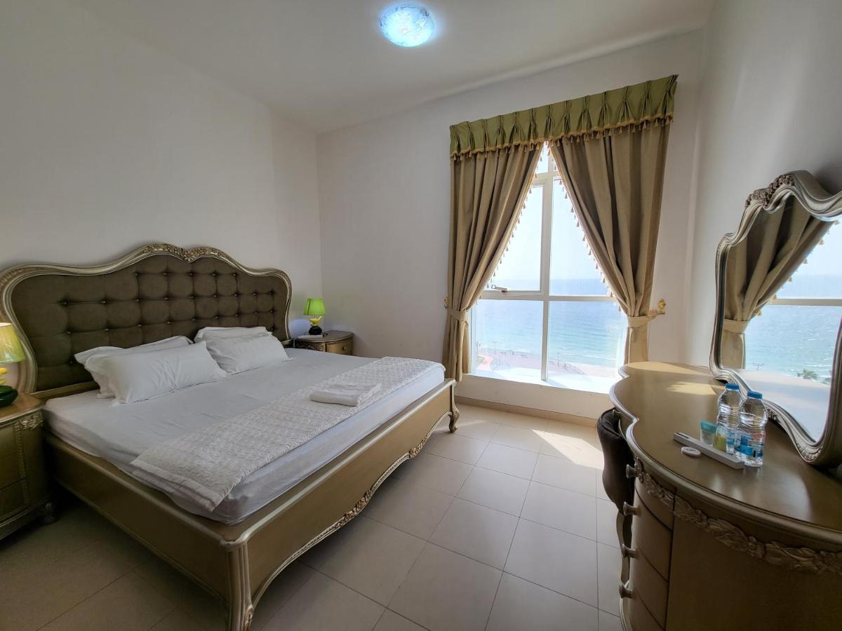 Beachfront Holiday Homes Ajman Exterior foto